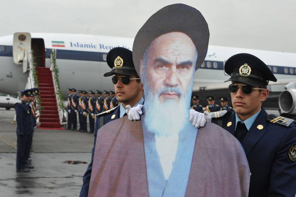  “Iranian Gandhi”? A reenactment of Khomeini's arrival to Iran in 1979. Photo credit: REUTERS/Mehr News Agency/Ruhollah Yazdani