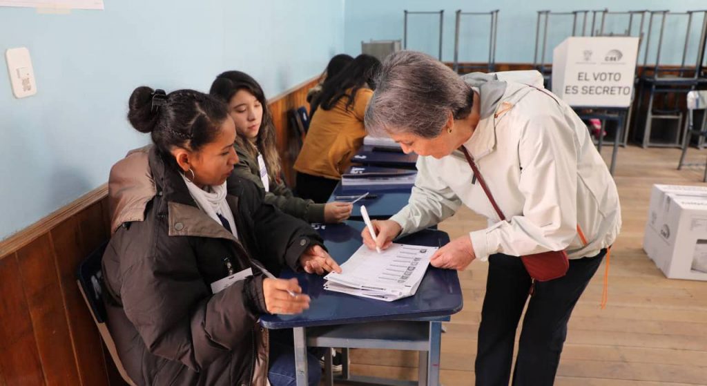 Ecuadorians attend the voting centers during the presidential elections, August 20, 2023. Photo credit: ULAN/Pool / Latin America News Agency via Reuters Connect