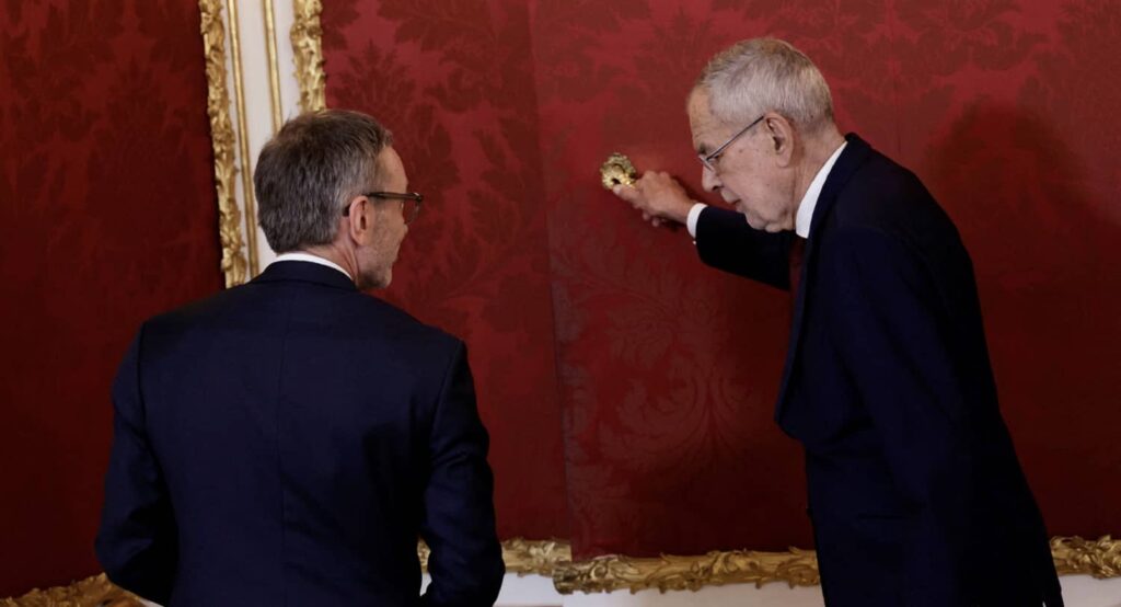 Austrian President Alexander Van der Bellen meets head of the Freedom Party Herbert Kickl, October 4, 2024. Photo credit: REUTERS/Leonhard Foeger.